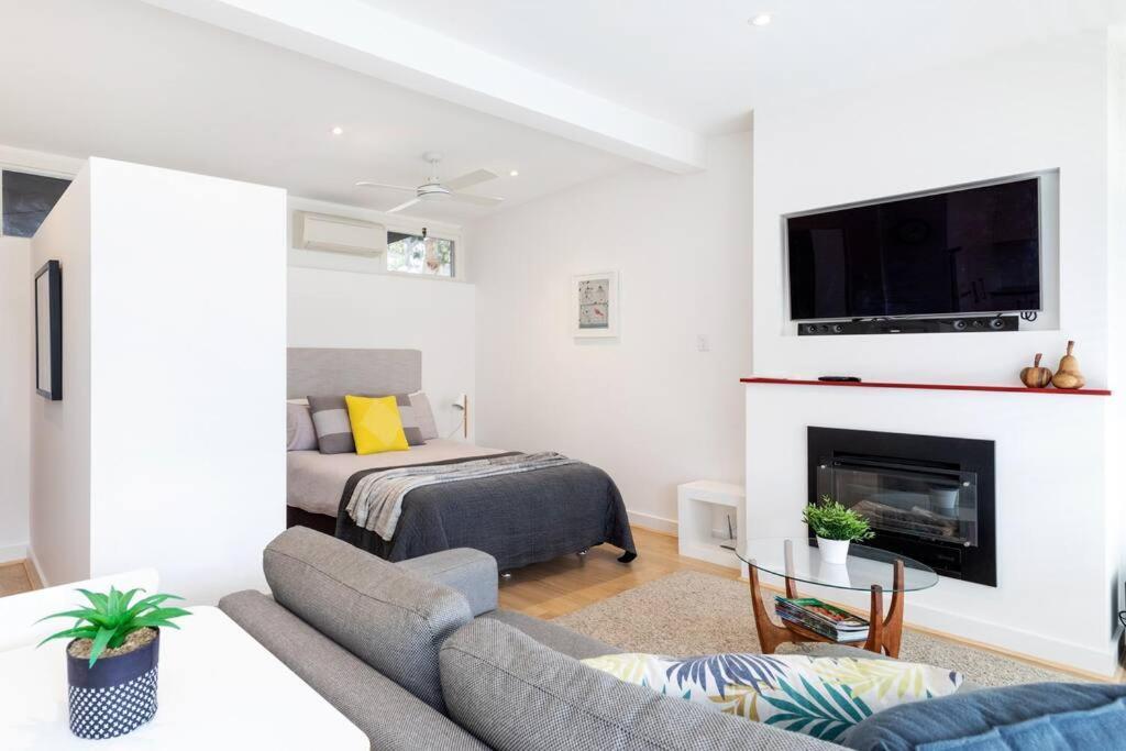 Modern Stylish Self-Contained Studio Apartment Burnside Exterior foto